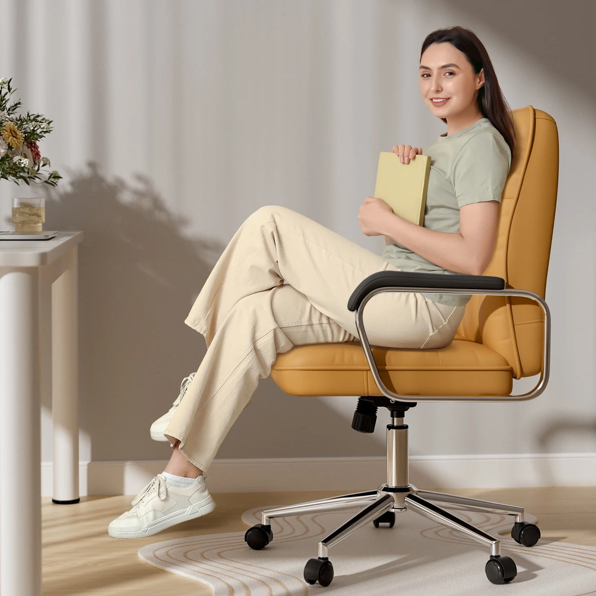Solfway White Office Chair, Swivel Leather Computer Desk Chair with Wheels and Padded Arms, Executive Office Chair for Adults