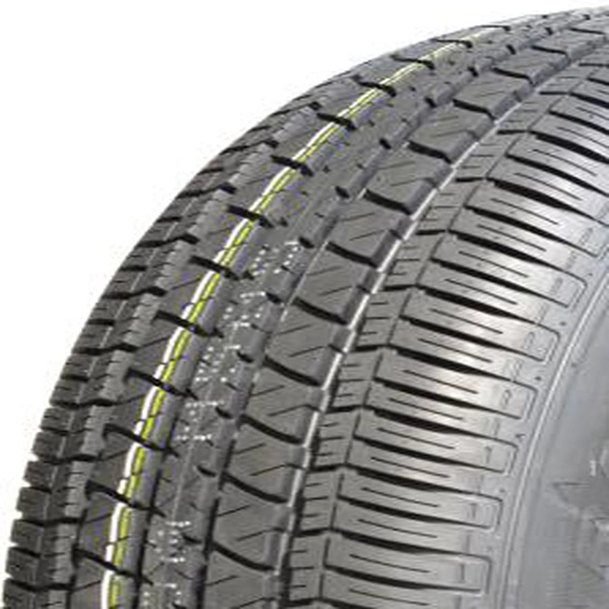 Travelstar UN106 235/75R15 105S Tire