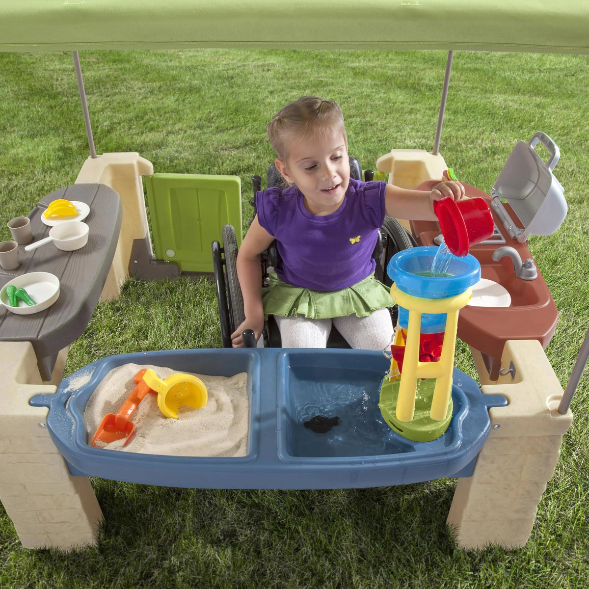 Step2 All Around Playtime Patio with Canopy - MadeInUSA
