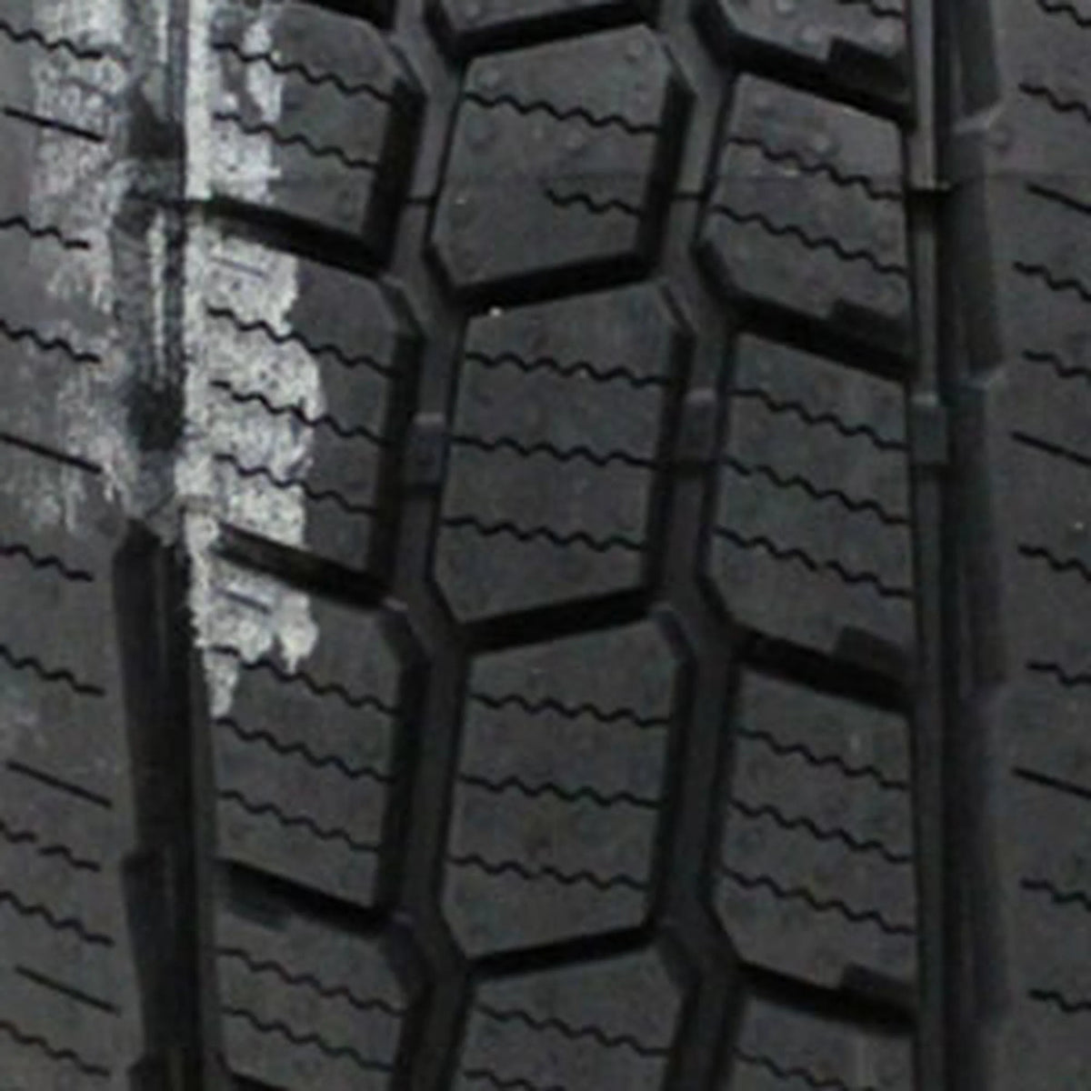Set of 2 Mastercraft Courser HXT LT245/75R16 120/116R E Tires
