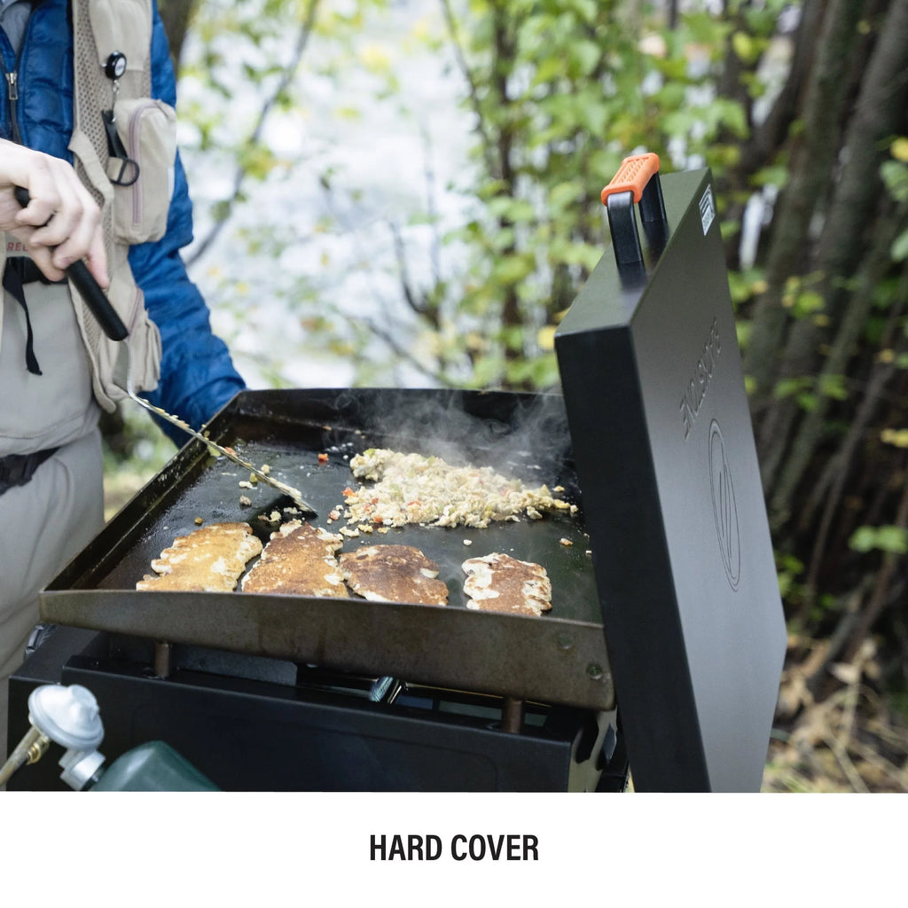 Blackstone Adventure Ready 2 - Burner 22" Propane Griddle with Hard Cover in Black